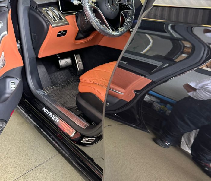 Dentbusters - Bezlakierowe usuwanie wgnieceń Wrocław (1)